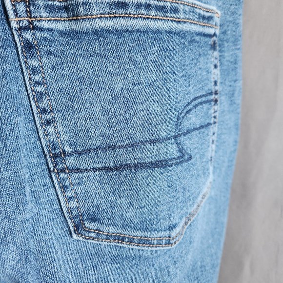 American Eagle Mom Stretch Jean, 8 short, womens - Picture 3 of 8